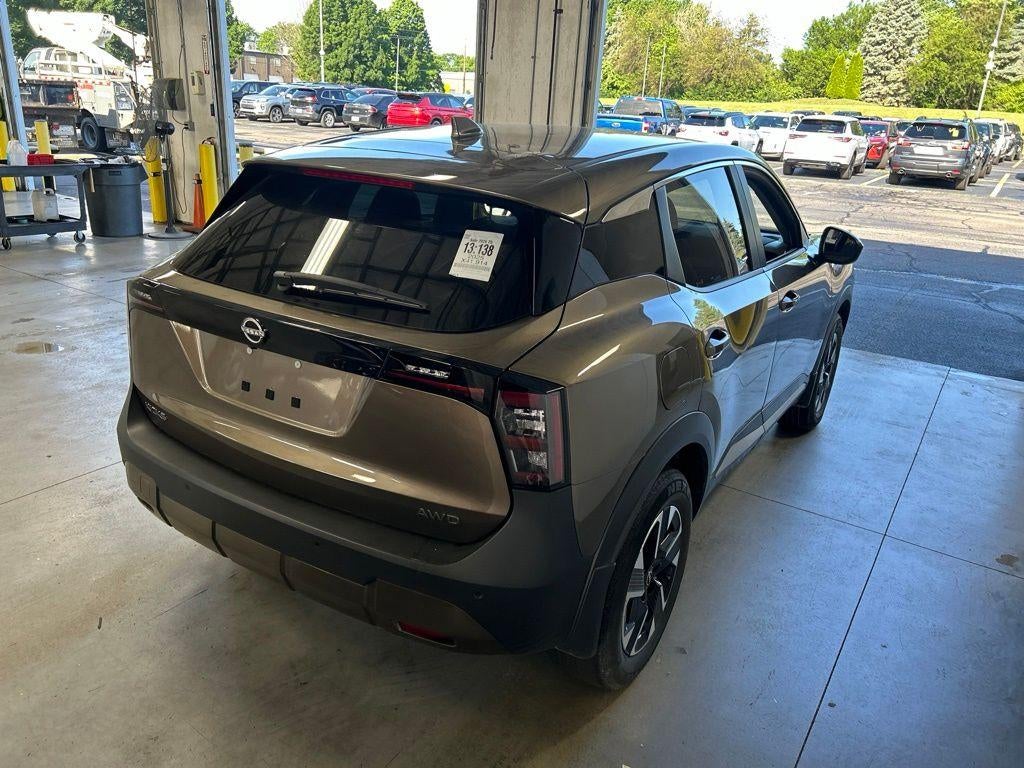 2025 Nissan Kicks SV