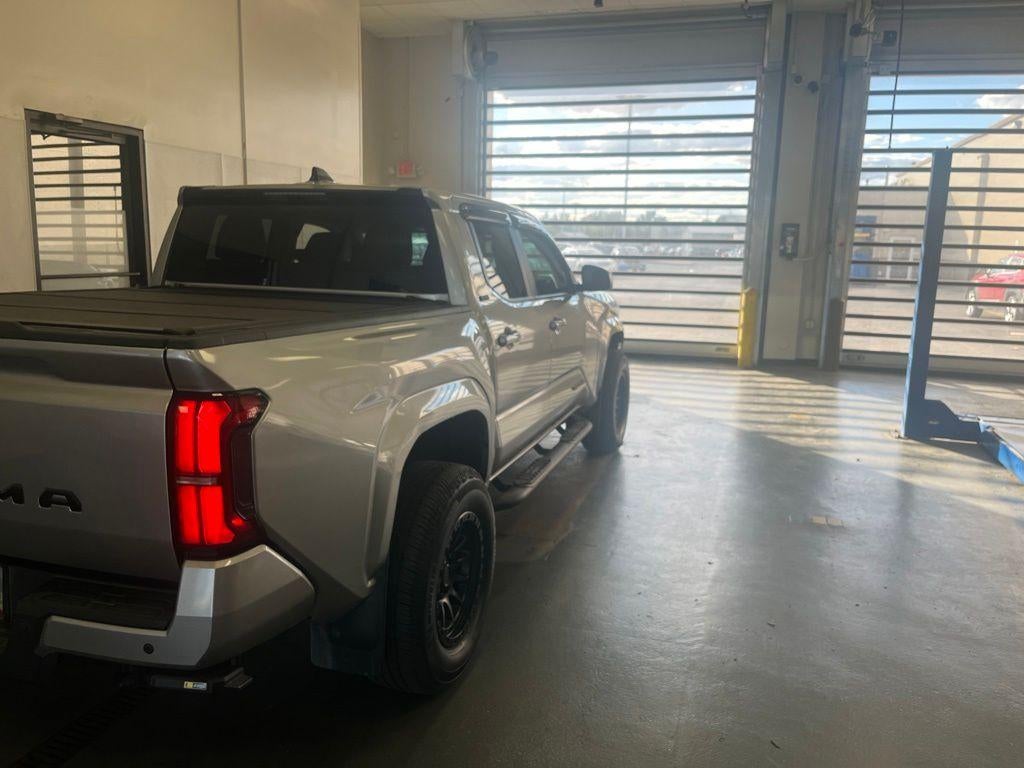 2025 Toyota Tacoma 4WD SR5