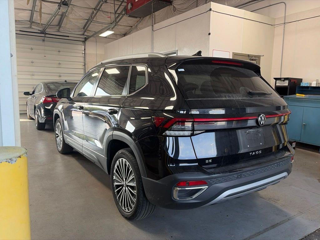 2025 Volkswagen Taos 1.5T SE