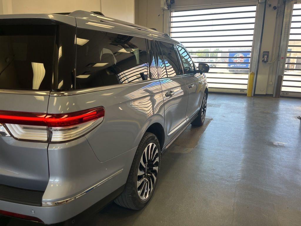 2024 Lincoln Navigator L Black Label