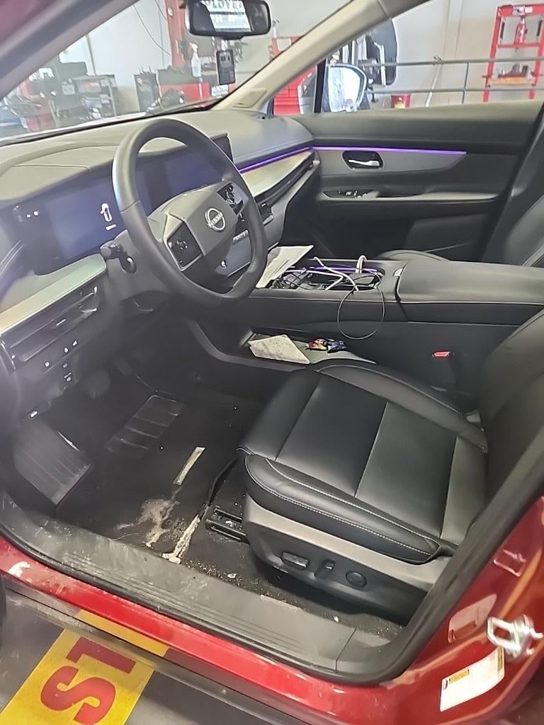 2025 Nissan Murano SL