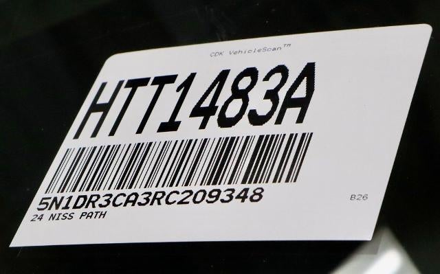 2024 Nissan Pathfinder SL