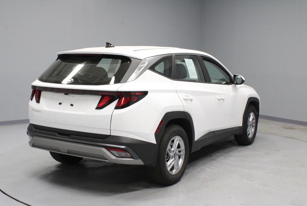 2025 Hyundai TUCSON SE