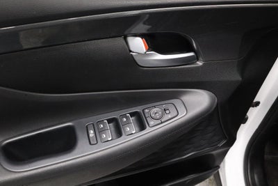 2022 Hyundai SANTA FE SE