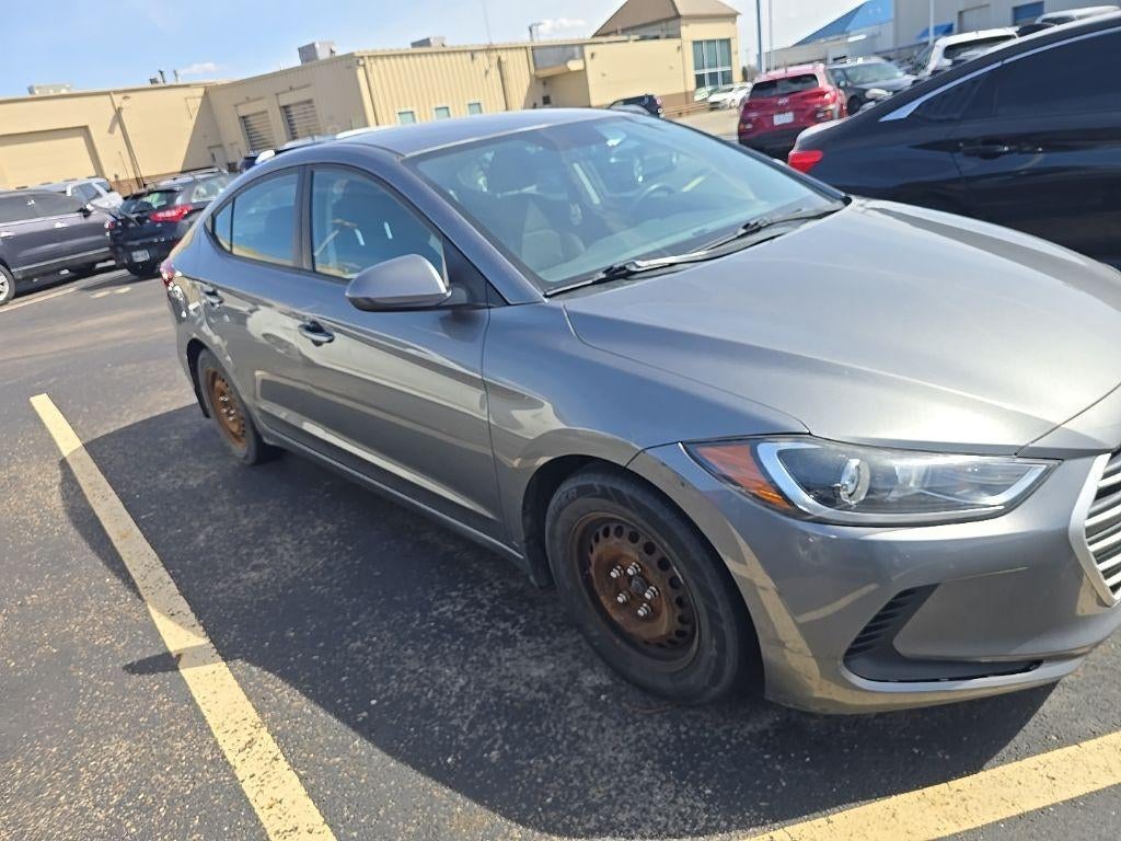 2018 Hyundai ELANTRA SE