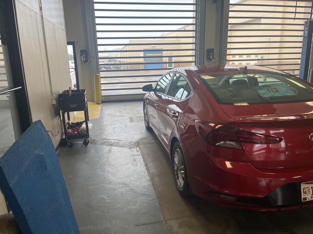 2019 Hyundai ELANTRA SEL