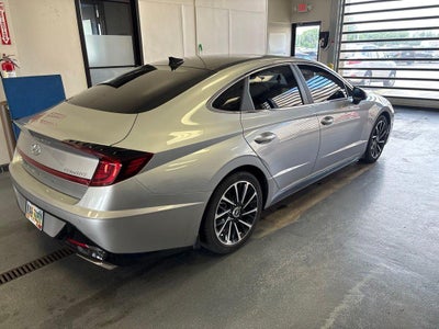 2021 Hyundai SONATA Limited