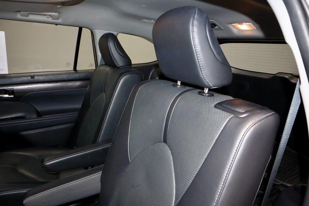 2022 Toyota Highlander Limited