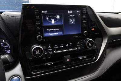 2021 Toyota Highlander LE