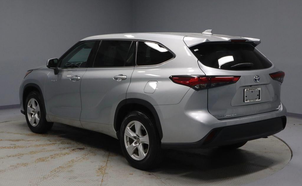 2021 Toyota Highlander LE