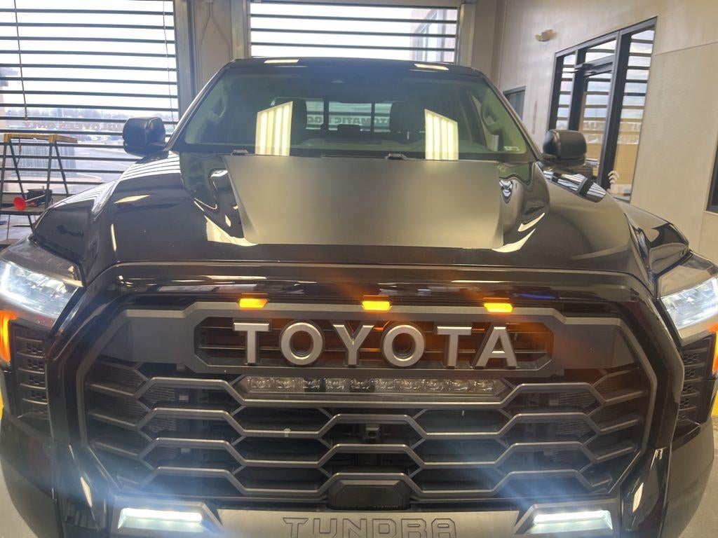 2022 Toyota Tundra 4WD SR5