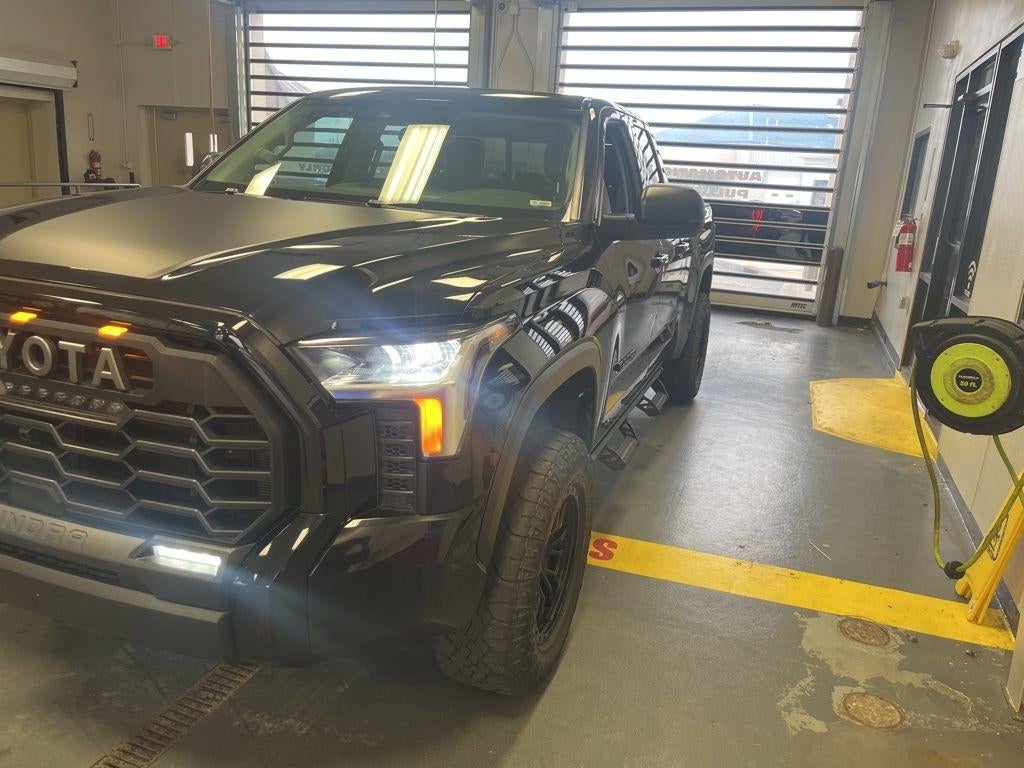 2022 Toyota Tundra 4WD SR5