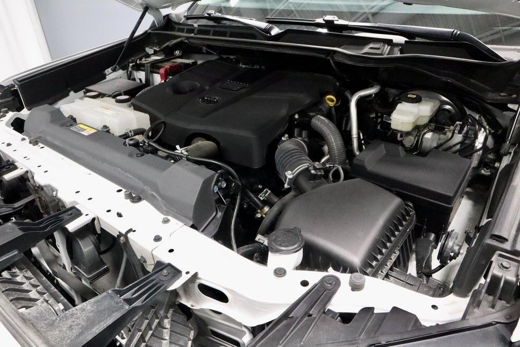 2023 Toyota Tundra 4WD SR5