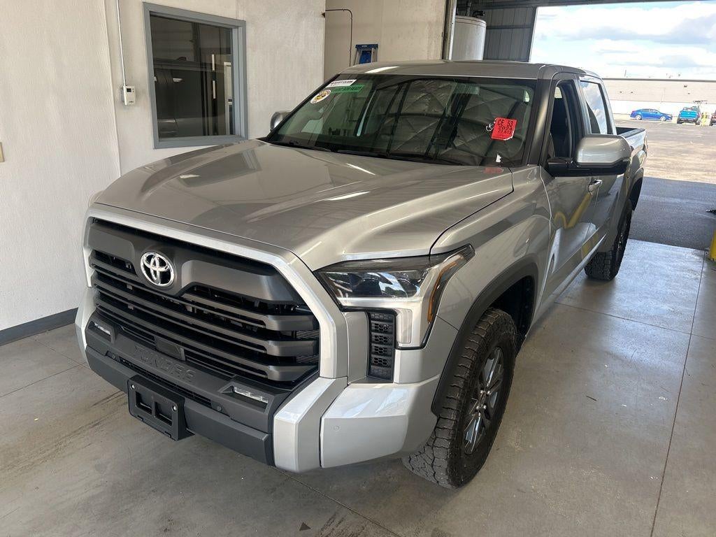 2024 Toyota Tundra 4WD SR5