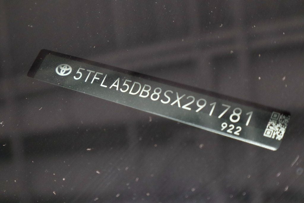 2025 Toyota Tundra 4WD SR5