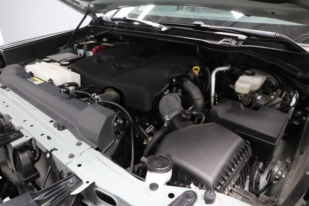 2024 Toyota Tundra 4WD SR5