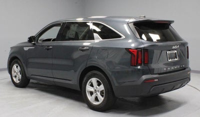 2022 Kia Sorento LX