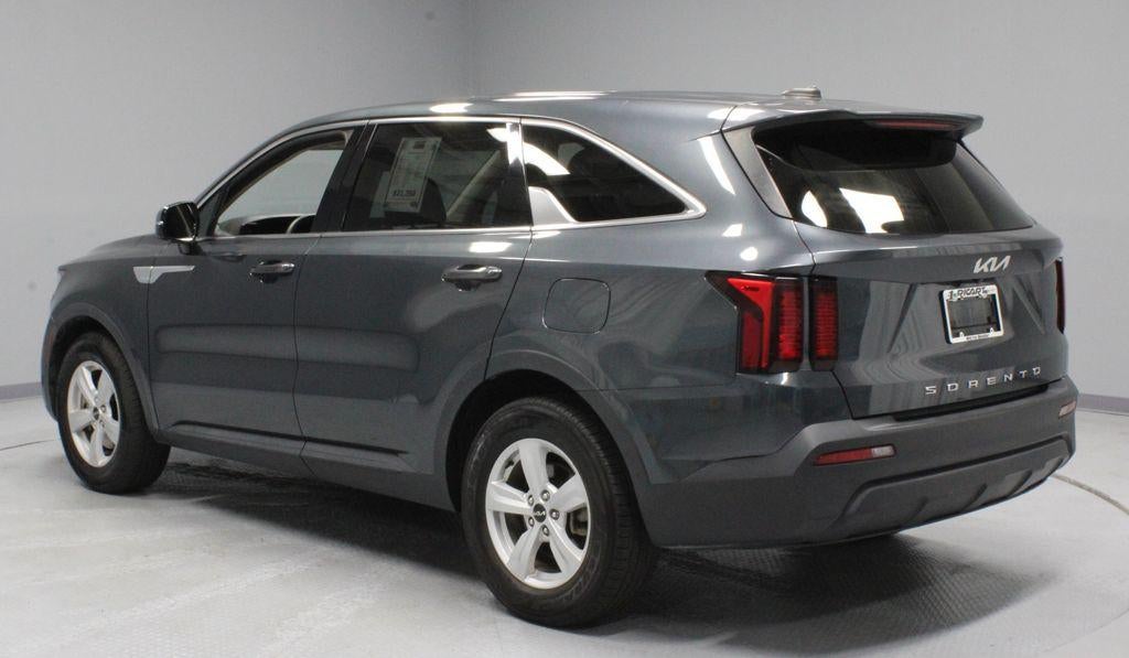 2022 Kia Sorento LX