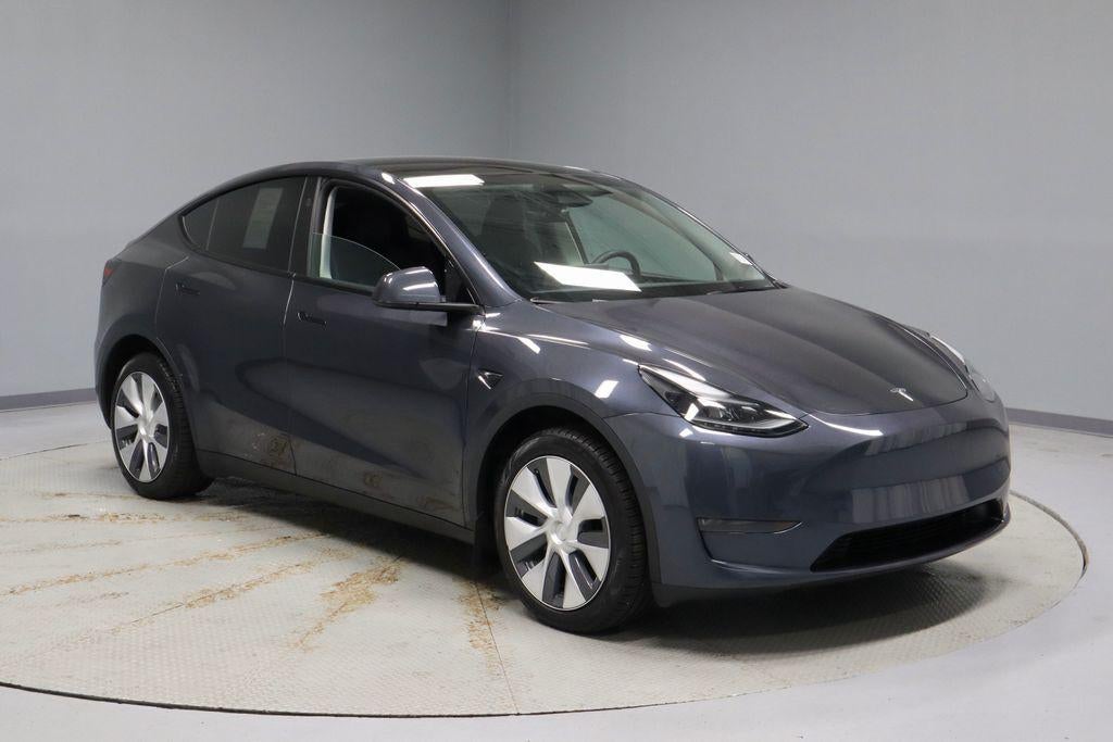 2024 Tesla Model Y Long Range Dual Motor All-Wheel Drive's photo