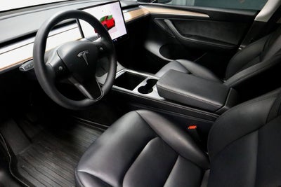 2025 Tesla Model Y Long Range