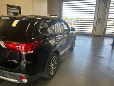 2018 Mitsubishi Outlander SE