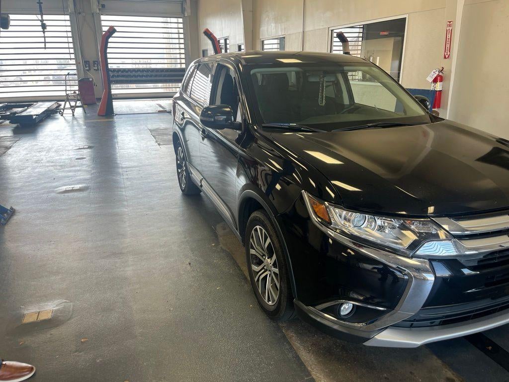 2018 Mitsubishi Outlander SE