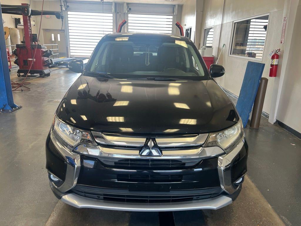 2018 Mitsubishi Outlander SE