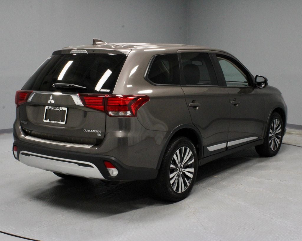 2019 Mitsubishi Outlander Base