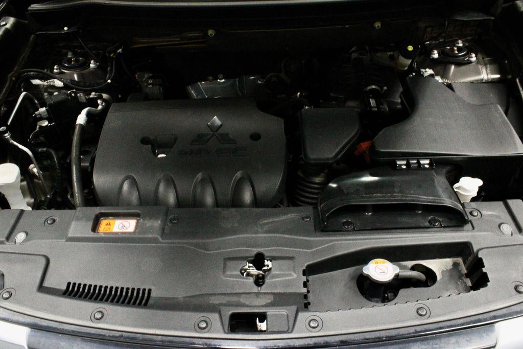 2019 Mitsubishi Outlander Base