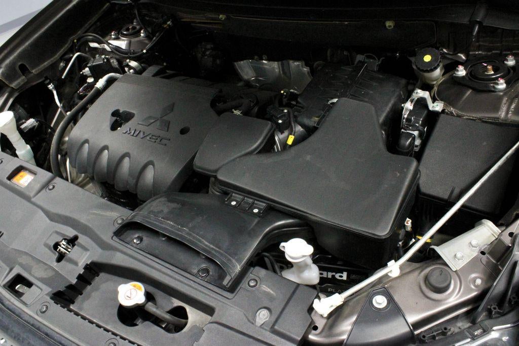 2019 Mitsubishi Outlander Base