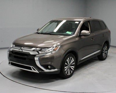 2019 Mitsubishi Outlander Base