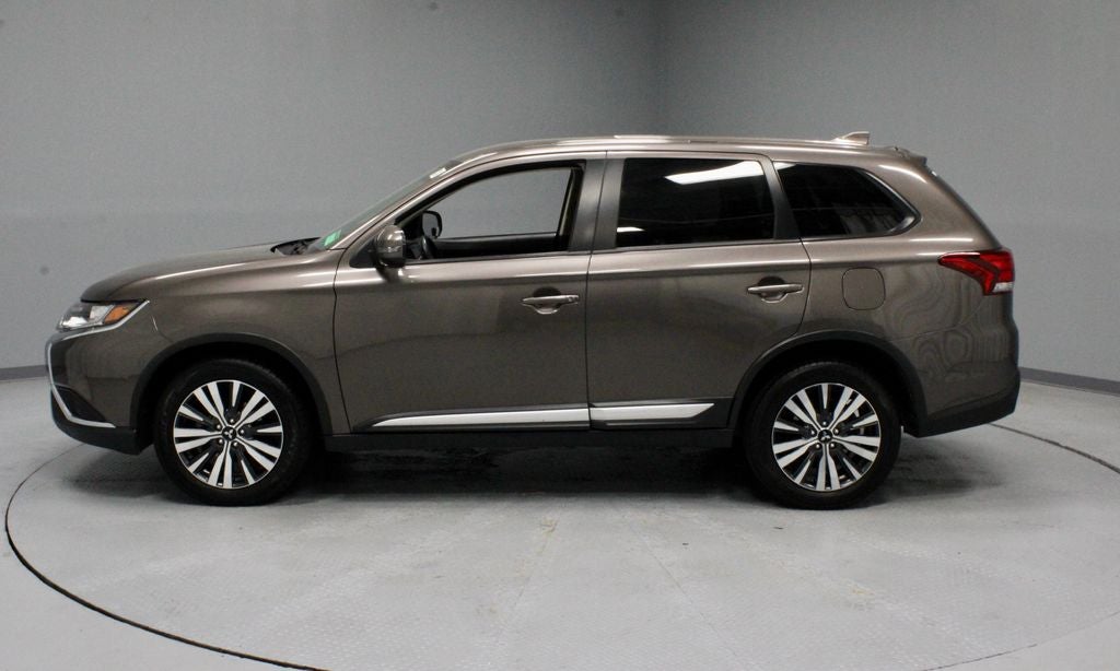 2019 Mitsubishi Outlander Base