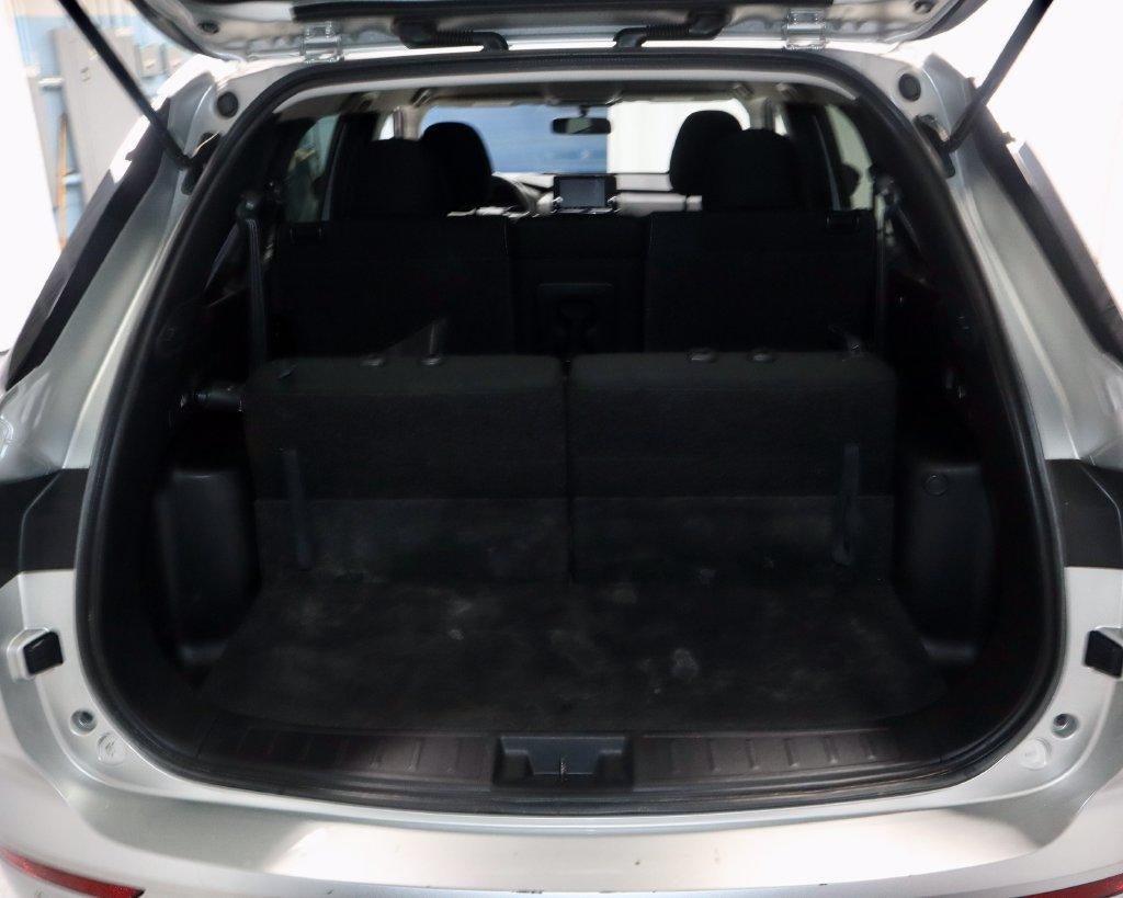 2022 Mitsubishi Outlander ES