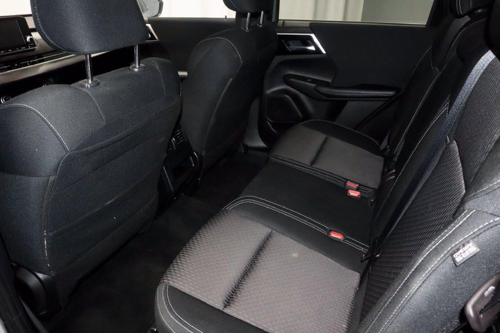 2022 Mitsubishi Outlander ES