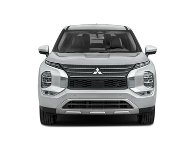 2022 Mitsubishi Outlander Base