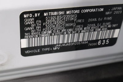 2023 Mitsubishi Outlander SE