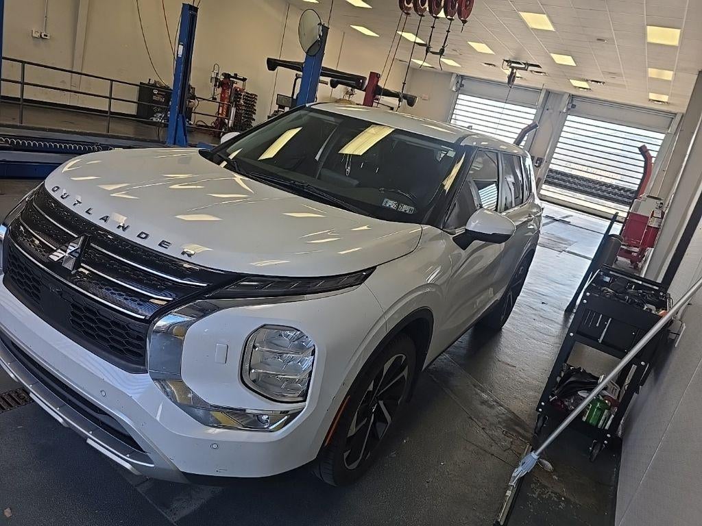 2022 Mitsubishi Outlander