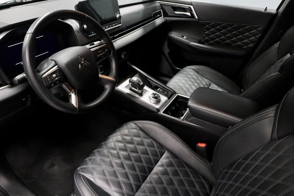 2024 Mitsubishi Outlander SEL