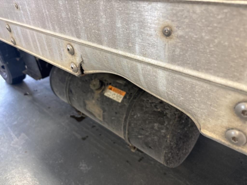 2016 Mitsubishi Fuso Base