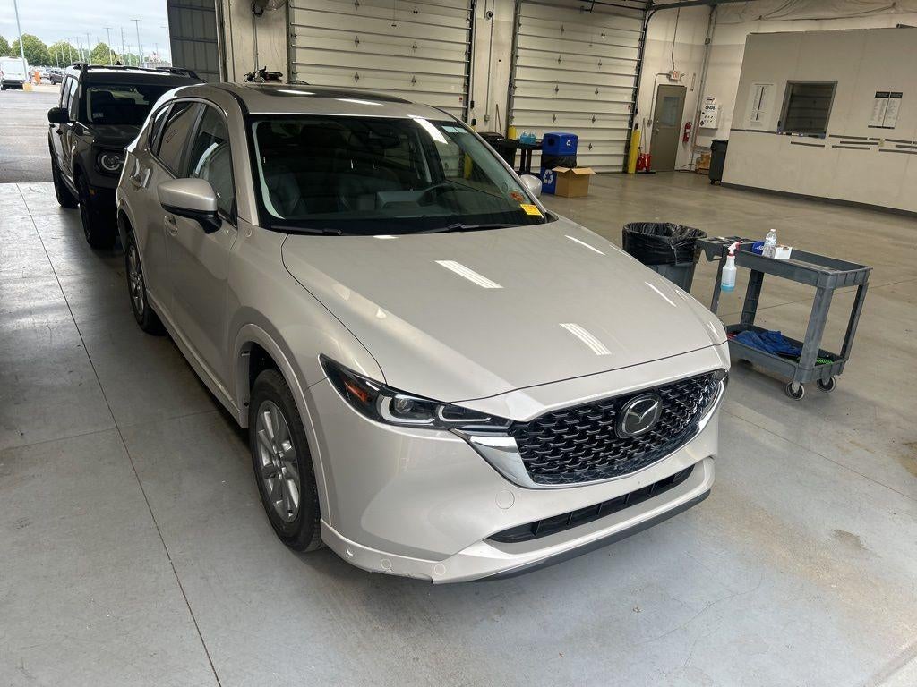 2025 Mazda CX-5 S Preferred package Auto AWD's photo