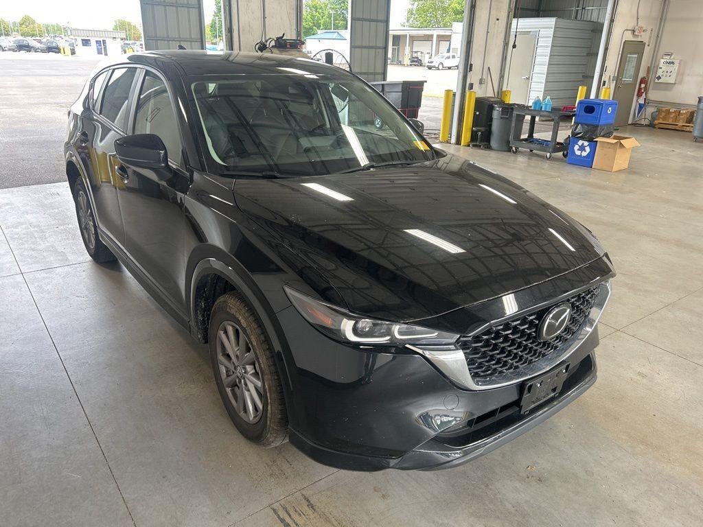2025 Mazda CX-5 S Preferred package Auto AWD's photo