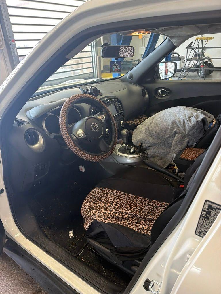 2015 Nissan JUKE SV