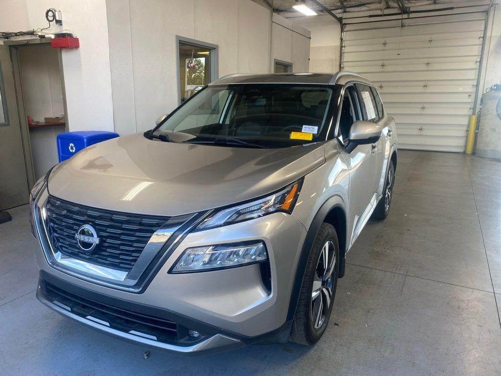 2022 Nissan Rogue SL