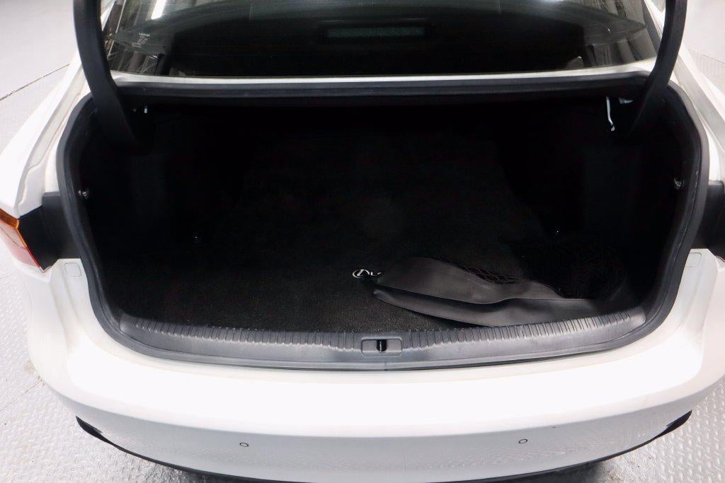 2019 Lexus IS 300 300