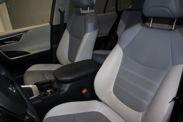 2020 Toyota RAV4 Limited