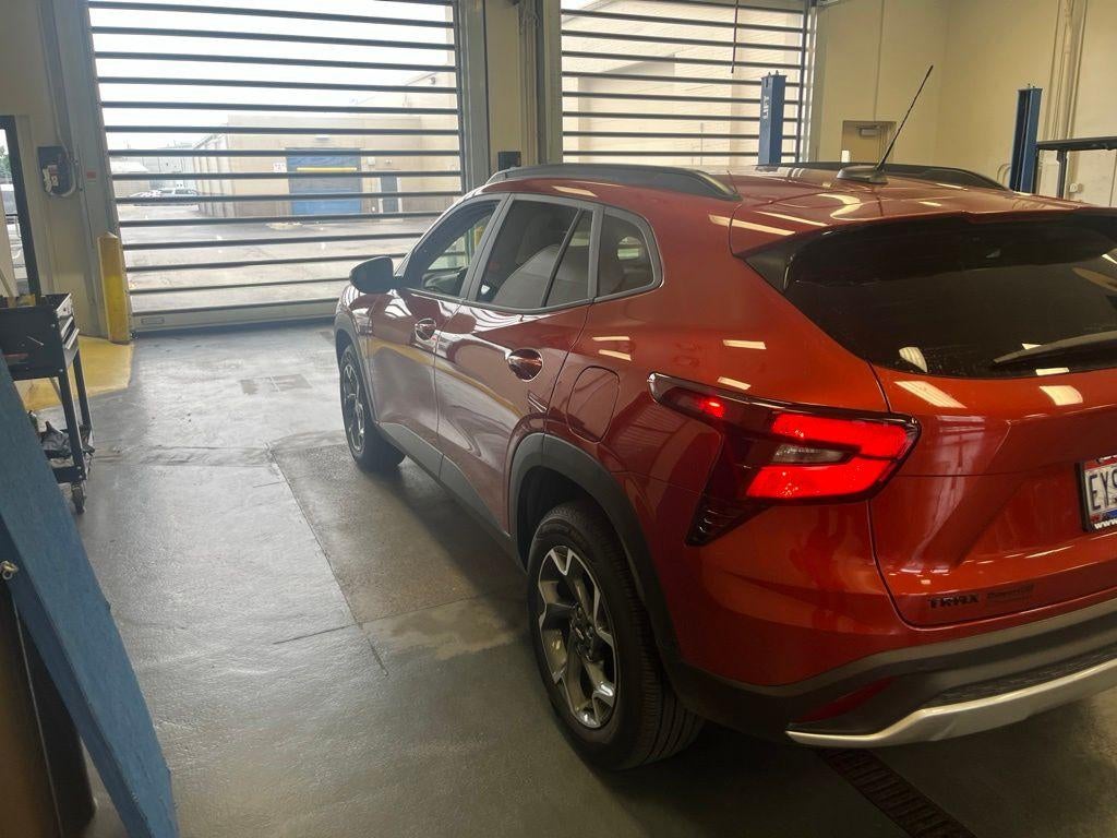 2024 Chevrolet Trax LT