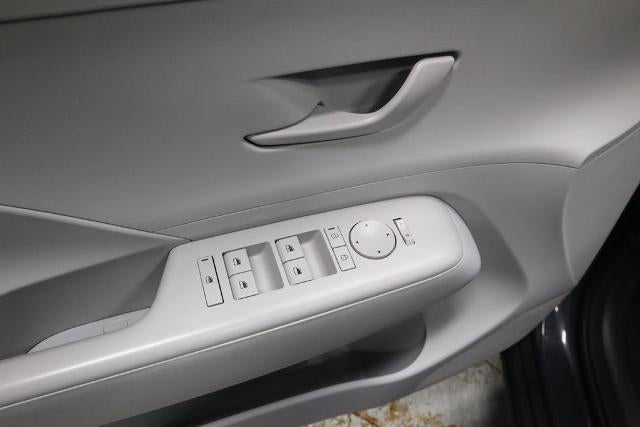 2024 Hyundai KONA SE