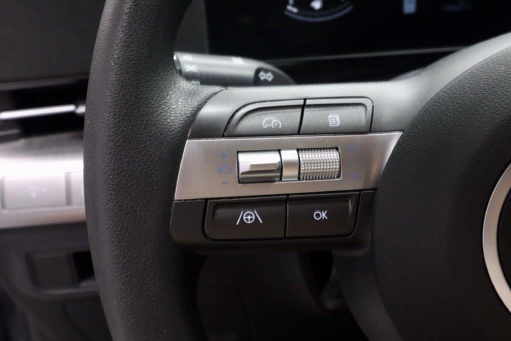 2024 Hyundai KONA SE