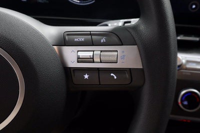 2024 Hyundai KONA SE
