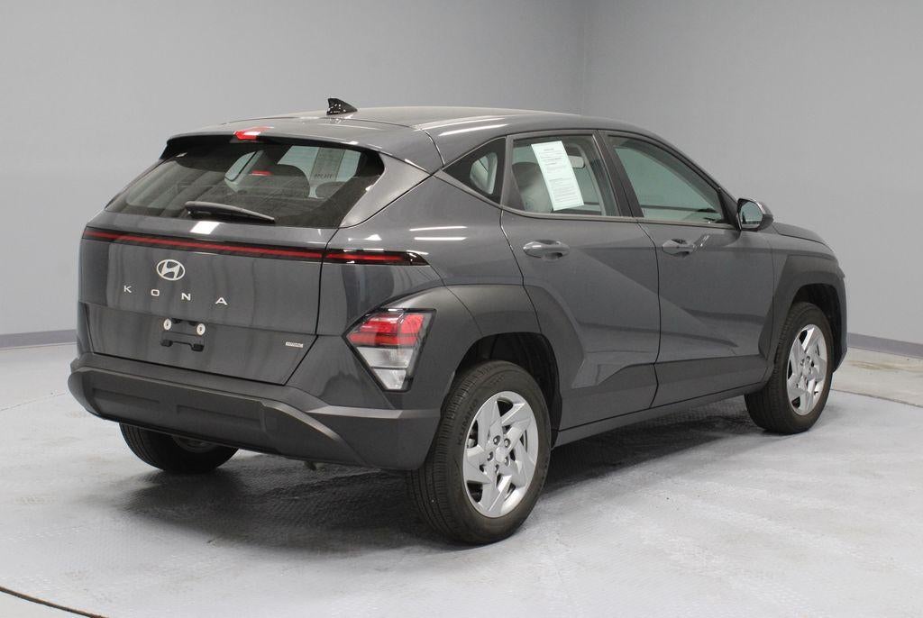 2024 Hyundai KONA SE